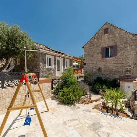 Stone House Prapatna Nyaraló *